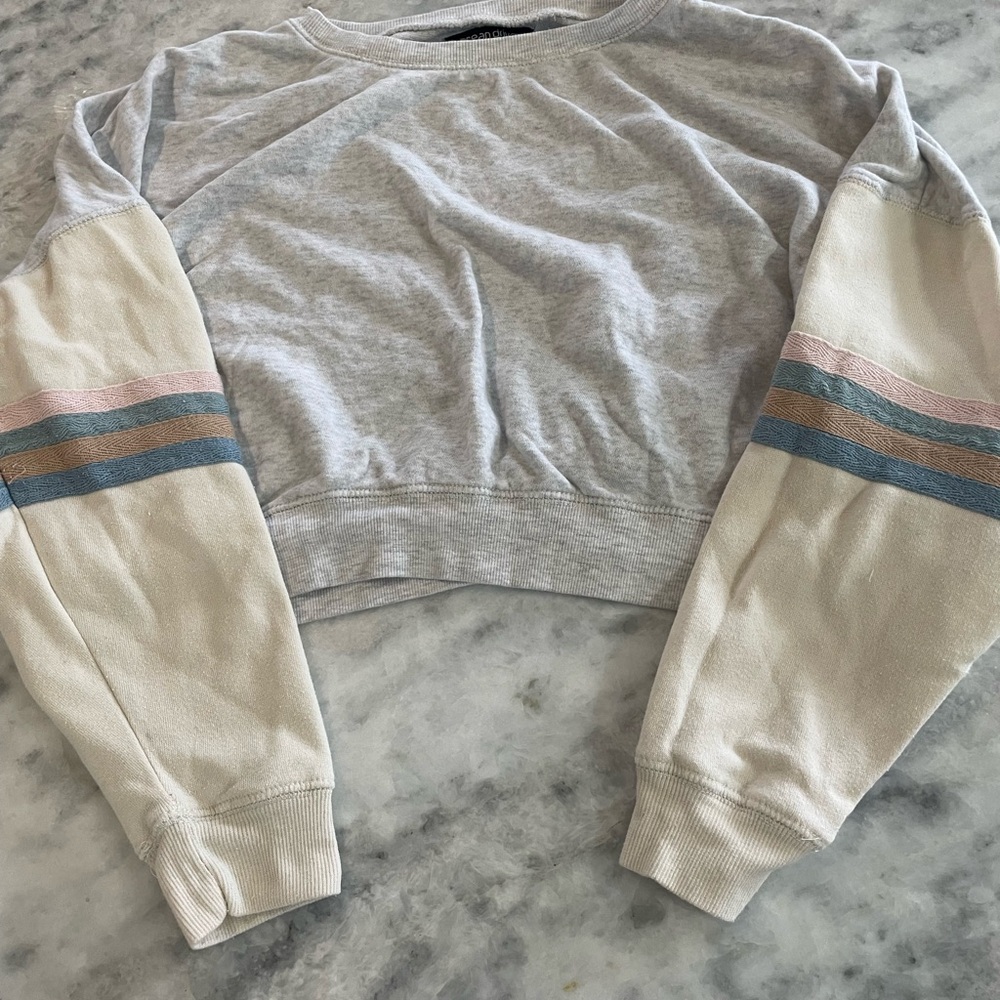 Ocean Drive Cream and Gray Knit Top